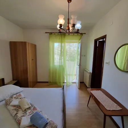 House Mira