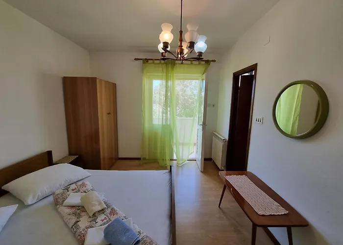 House Mira